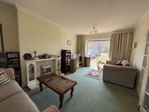 lounge- click for photo gallery